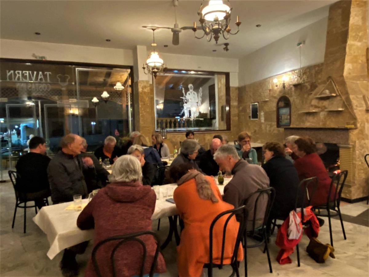 Costas Inn Spílion Exteriér fotografie