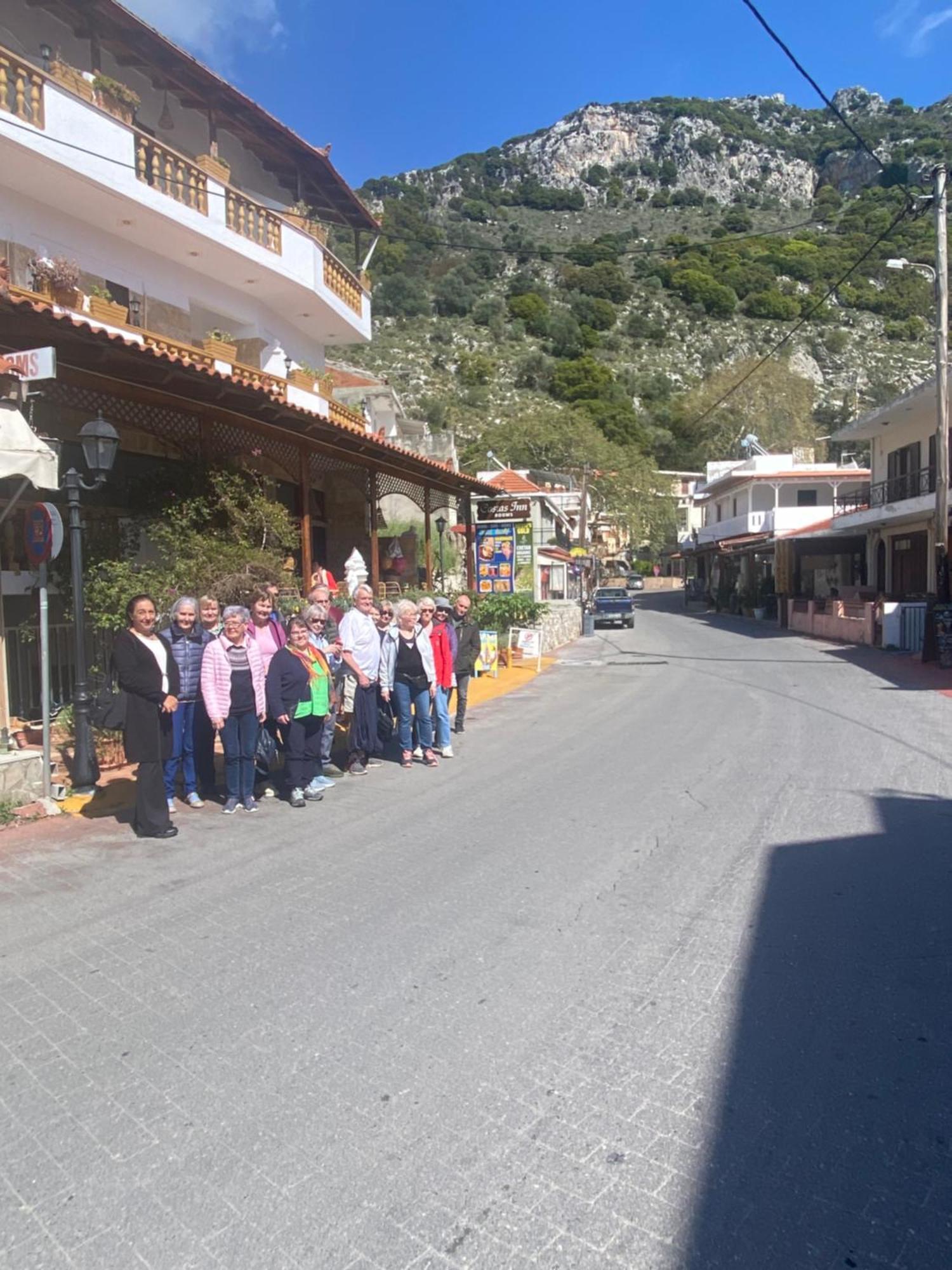 Costas Inn Spílion Exteriér fotografie