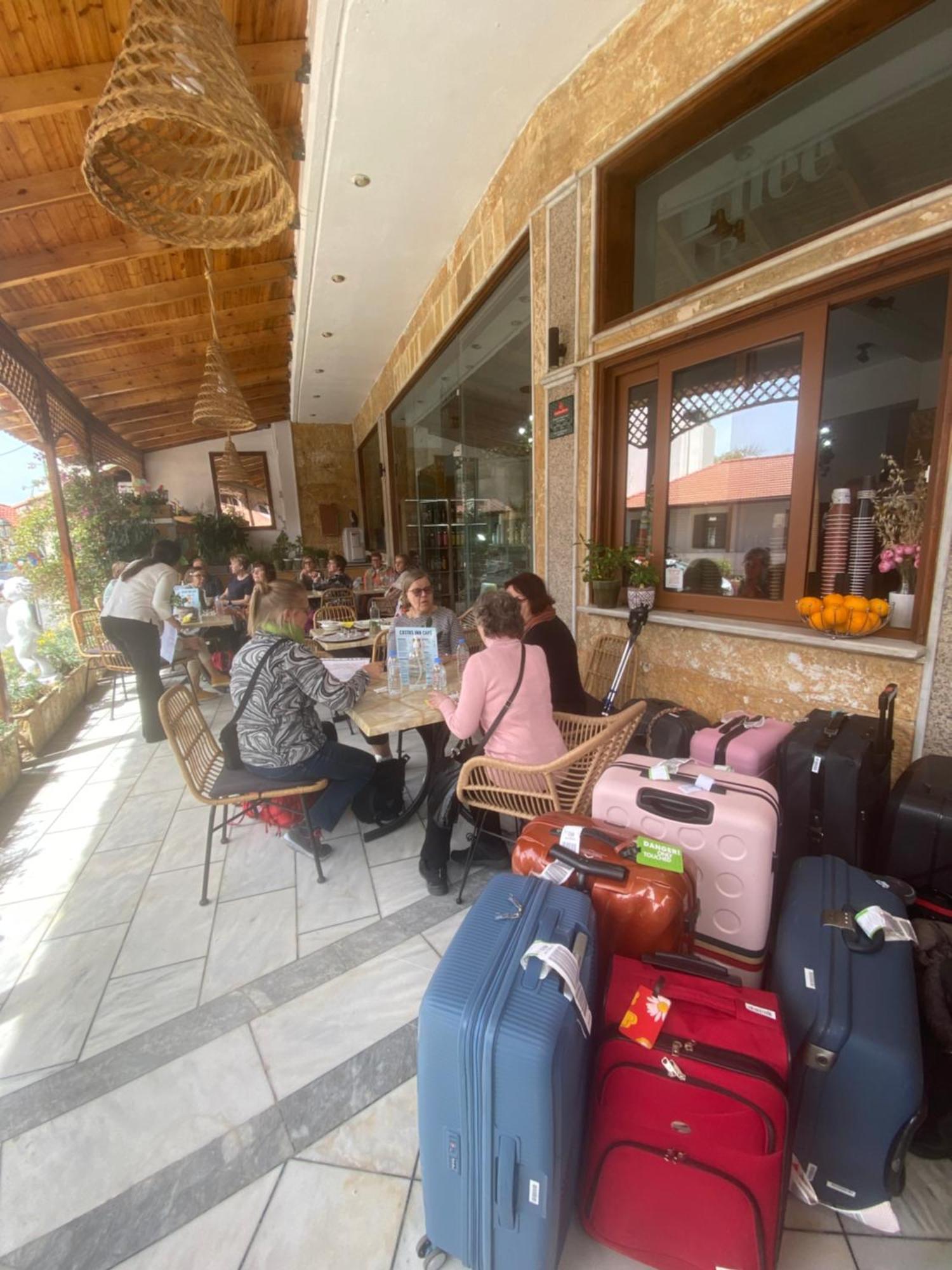Costas Inn Spílion Exteriér fotografie