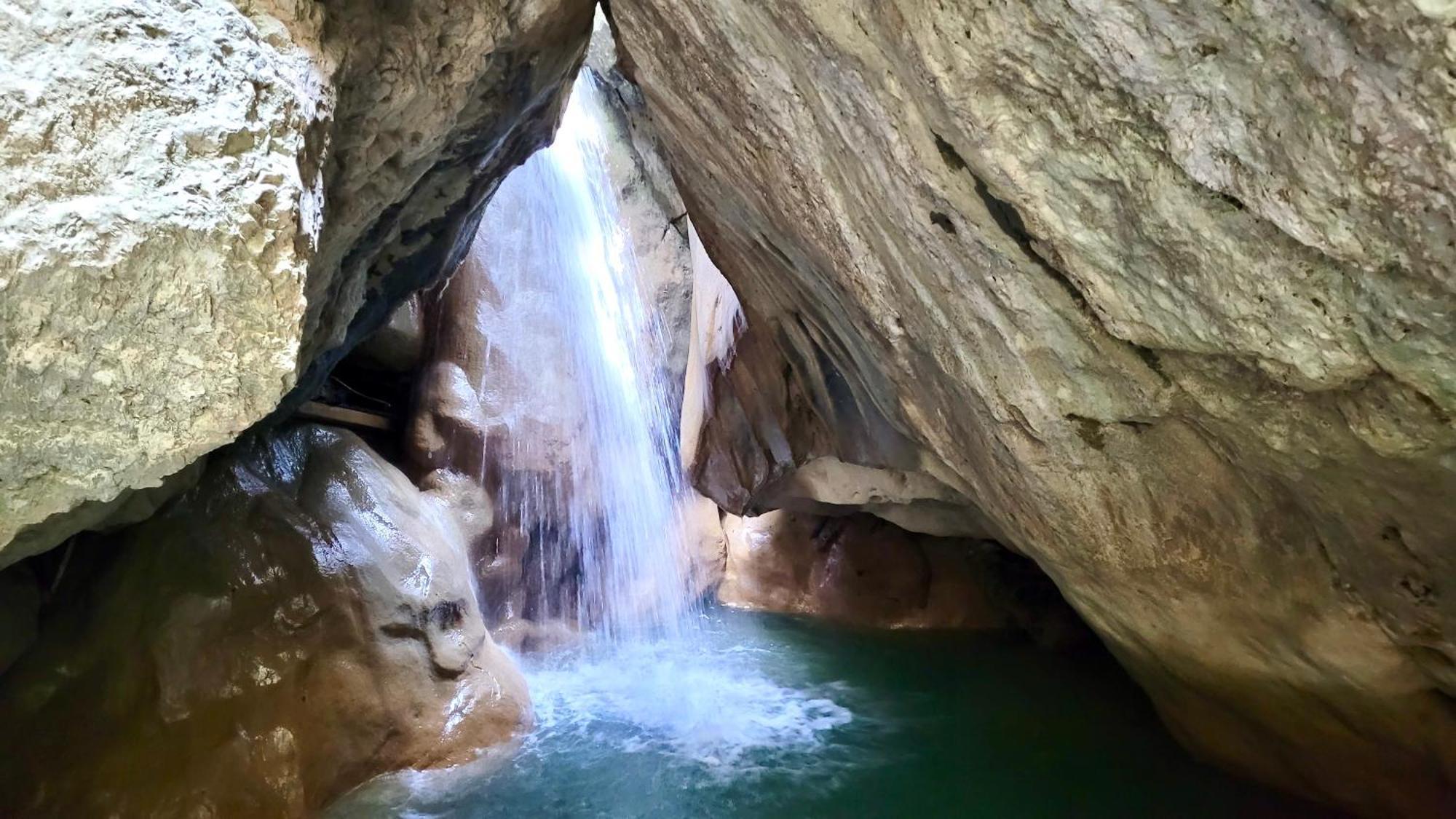 Costas Inn Spílion Exteriér fotografie